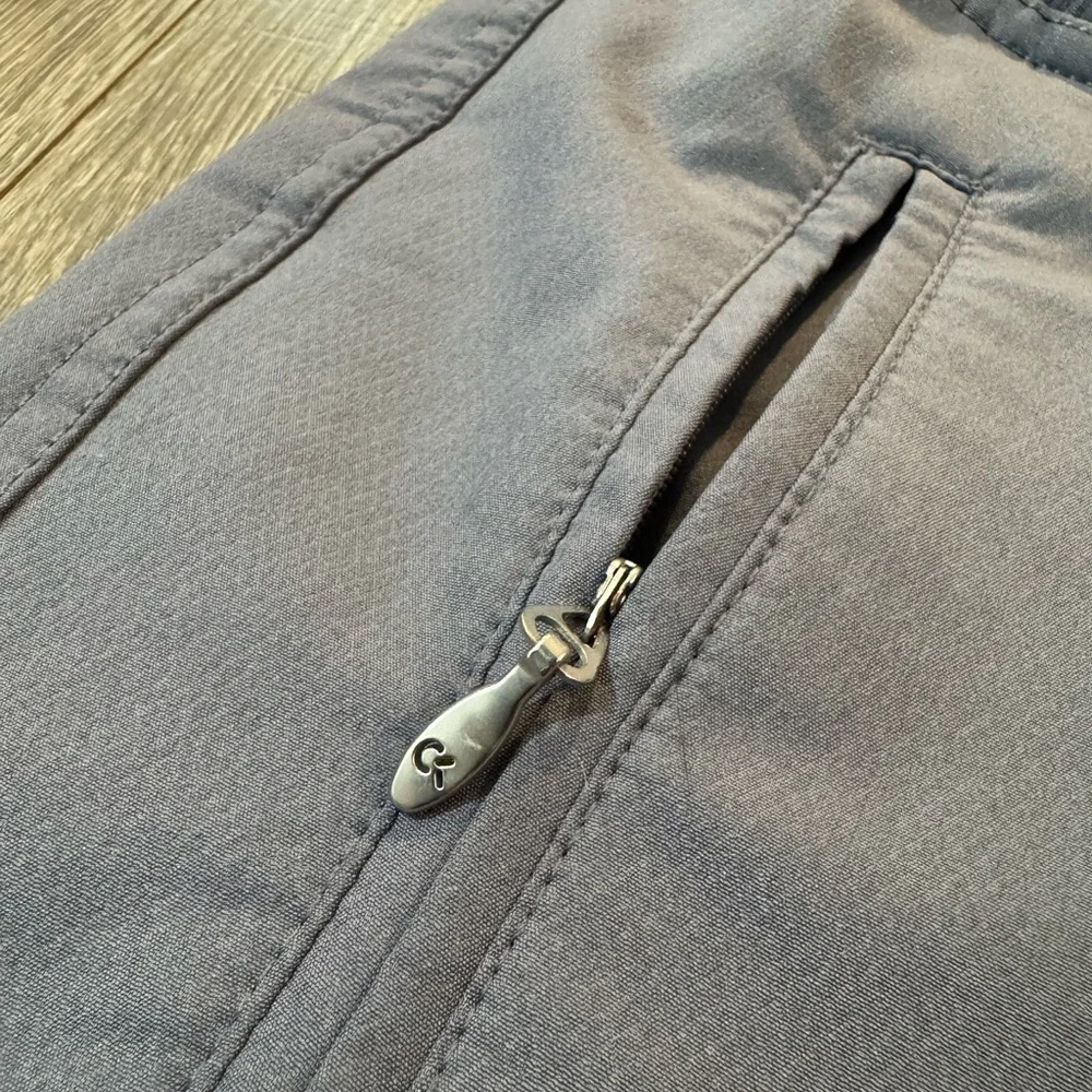 Calvin Klein Joggers - SMALL - Picture 4 of 4